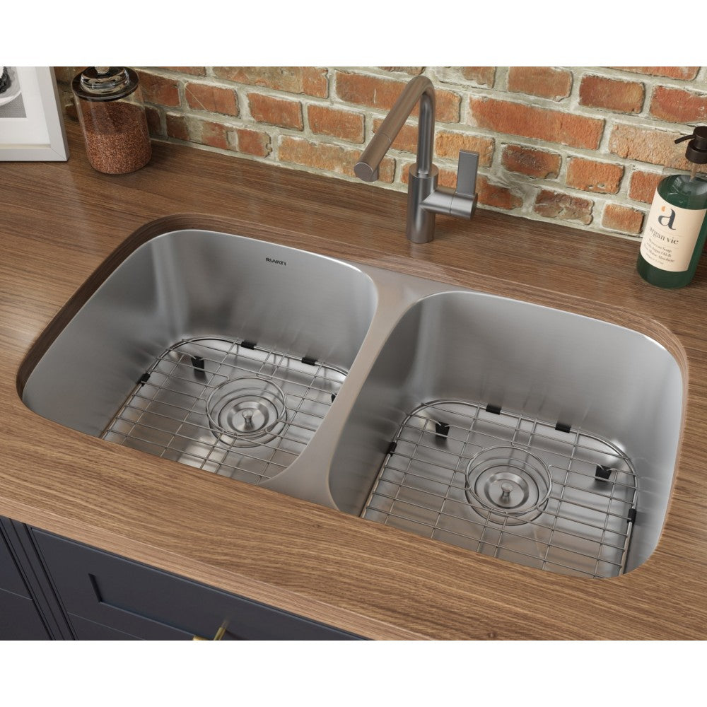 Ruvati Parmi 29 x 18.5 inch Undermount Stainless Steel Kitchen Sink