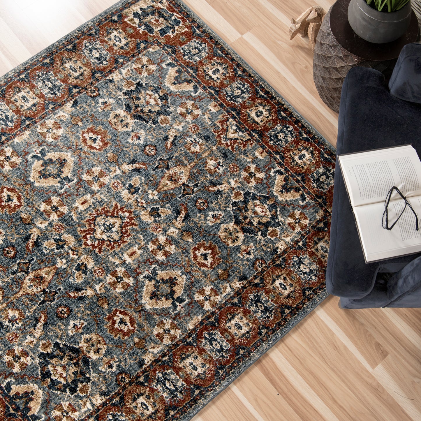 Orian American Heritage Persian Border Indigo 90"X114"
