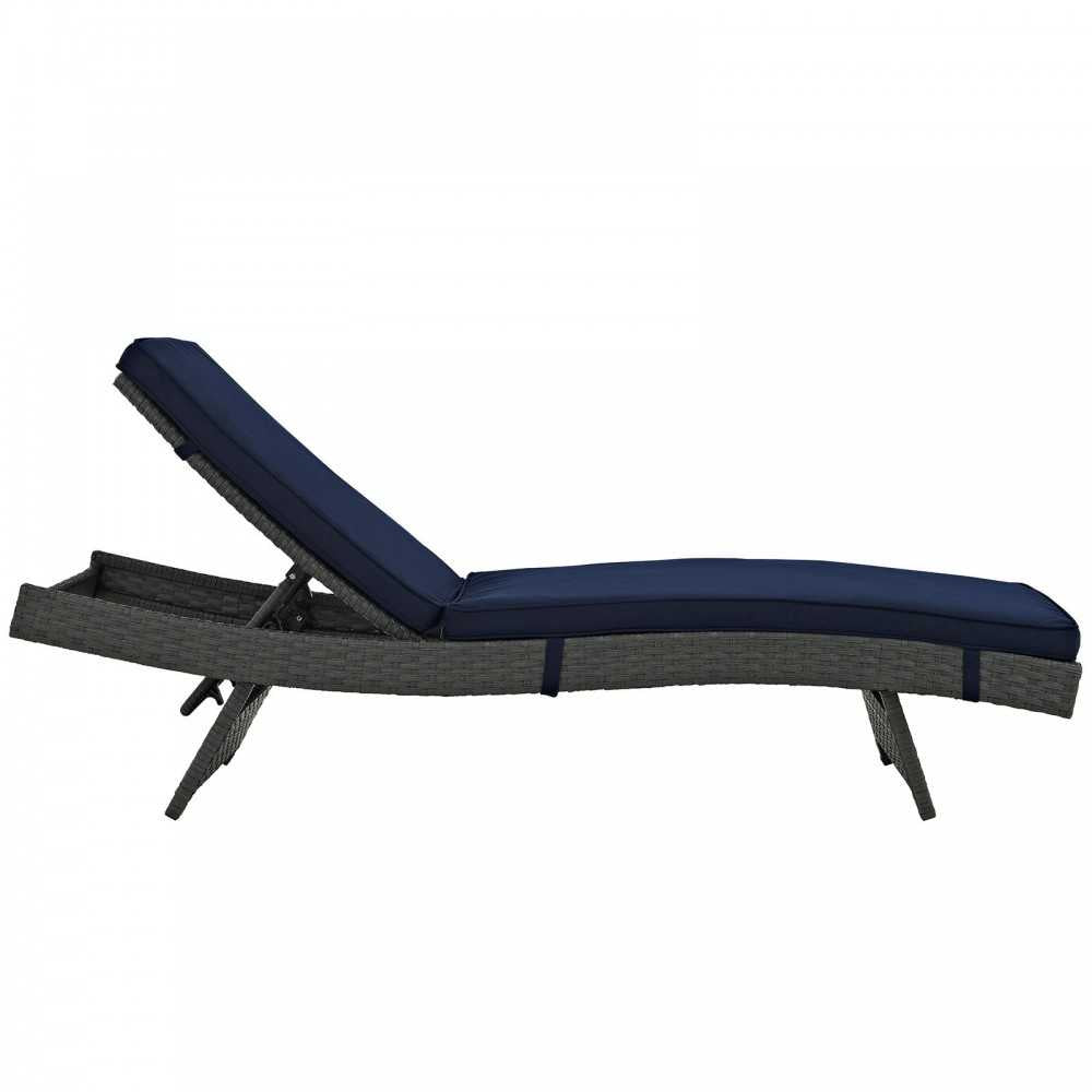 Sojourn Outdoor Patio Sunbrella Chaise, Canvas Navy