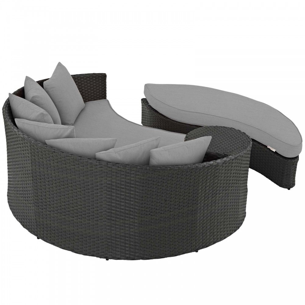 Sojourn Outdoor Patio Sunbrella Daybed, Canvas Gray, EEI-1982-CHC-GRY