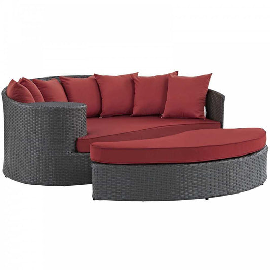 Sojourn Outdoor Patio Sunbrella Daybed, Canvas Red, EEI-1982-CHC-RED