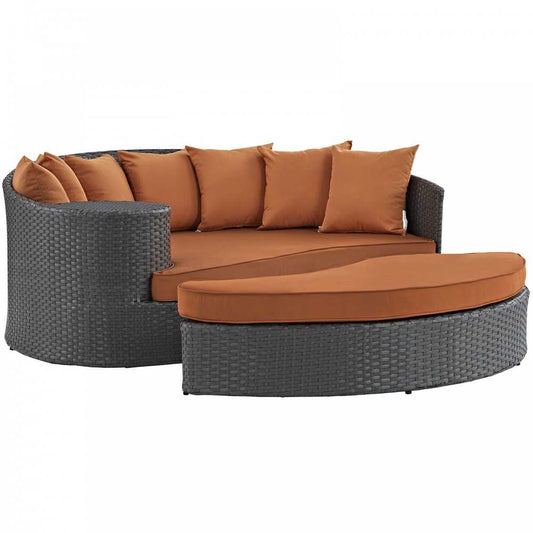 Sojourn Outdoor Patio Sunbrella Daybed, Canvas Tuscan, EEI-1982-CHC-TUS