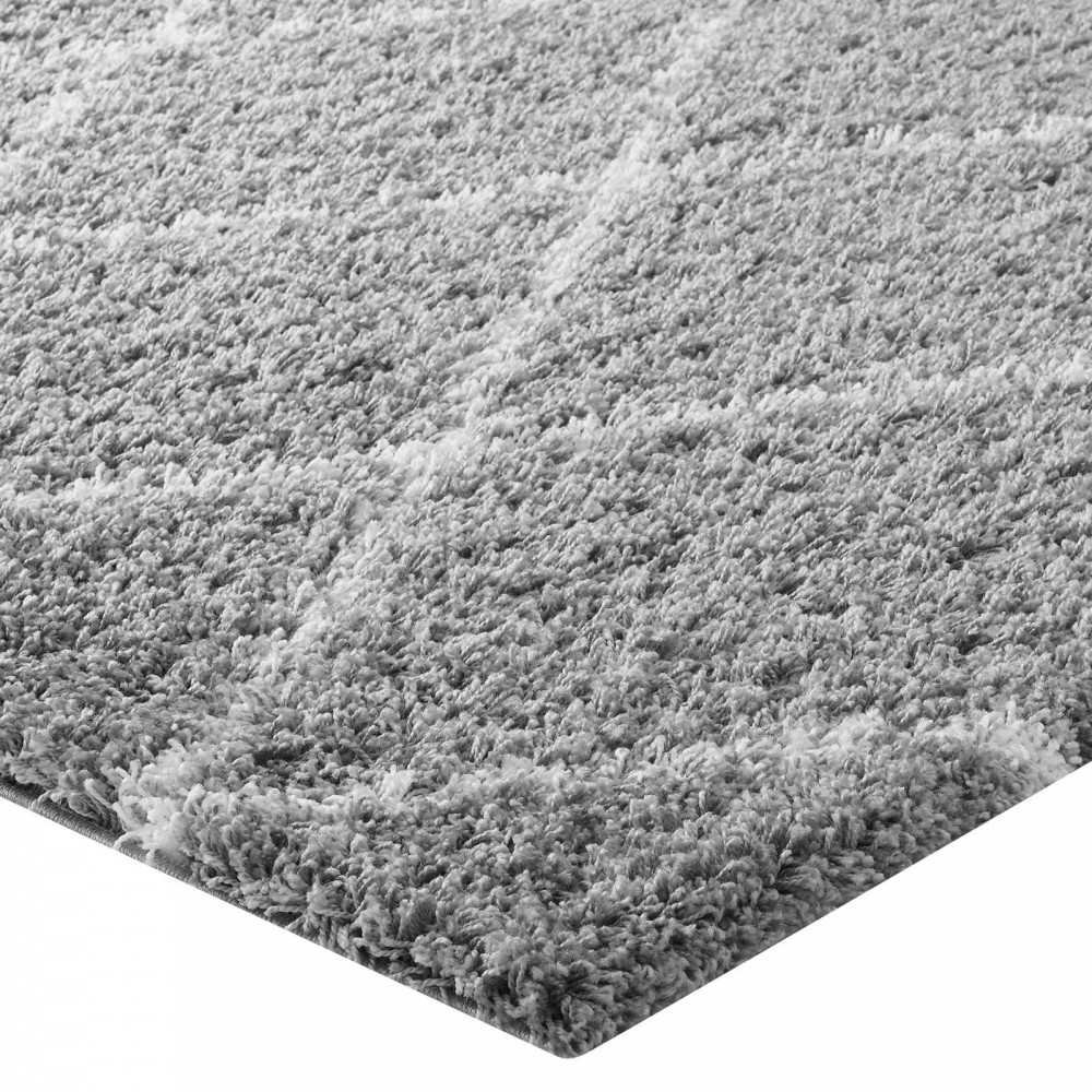 Toryn Diamond Lattice 5x8 Shag Area Rug, Gray and Ivory