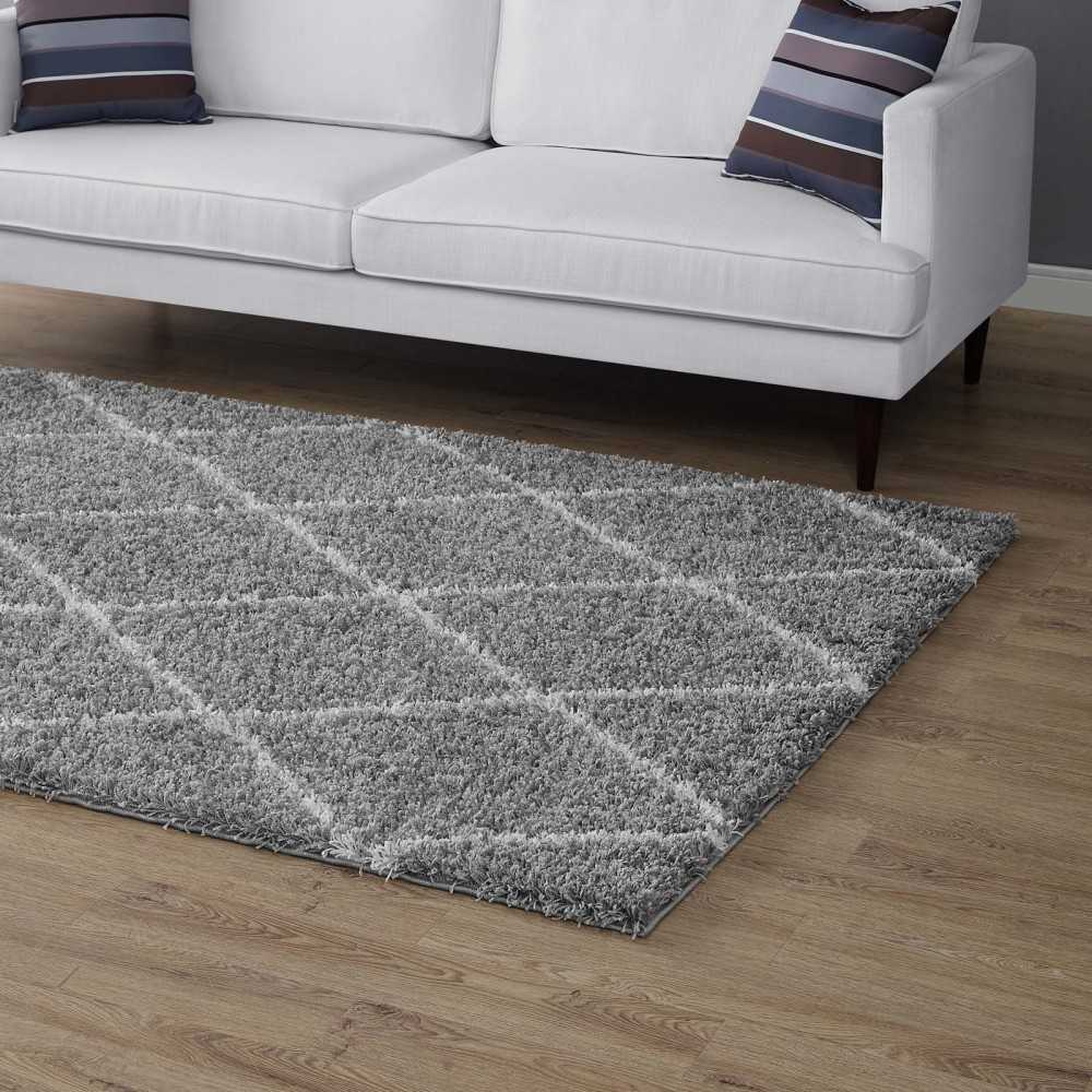 Toryn Diamond Lattice 5x8 Shag Area Rug, Gray and Ivory