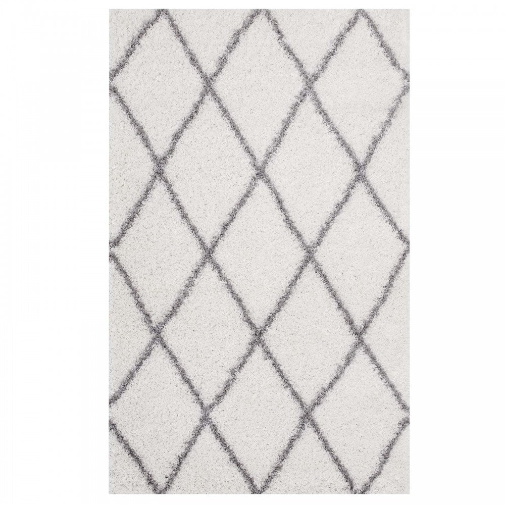 Toryn Diamond Lattice 5x8 Shag Area Rug, Ivory and Gray