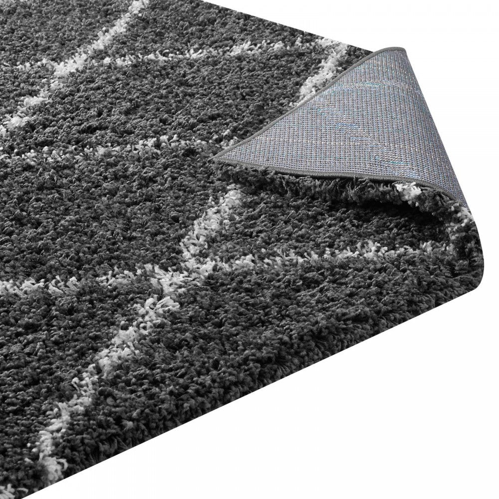 Toryn Diamond Lattice 5x8 Shag Area Rug, Dark Gray and Ivory