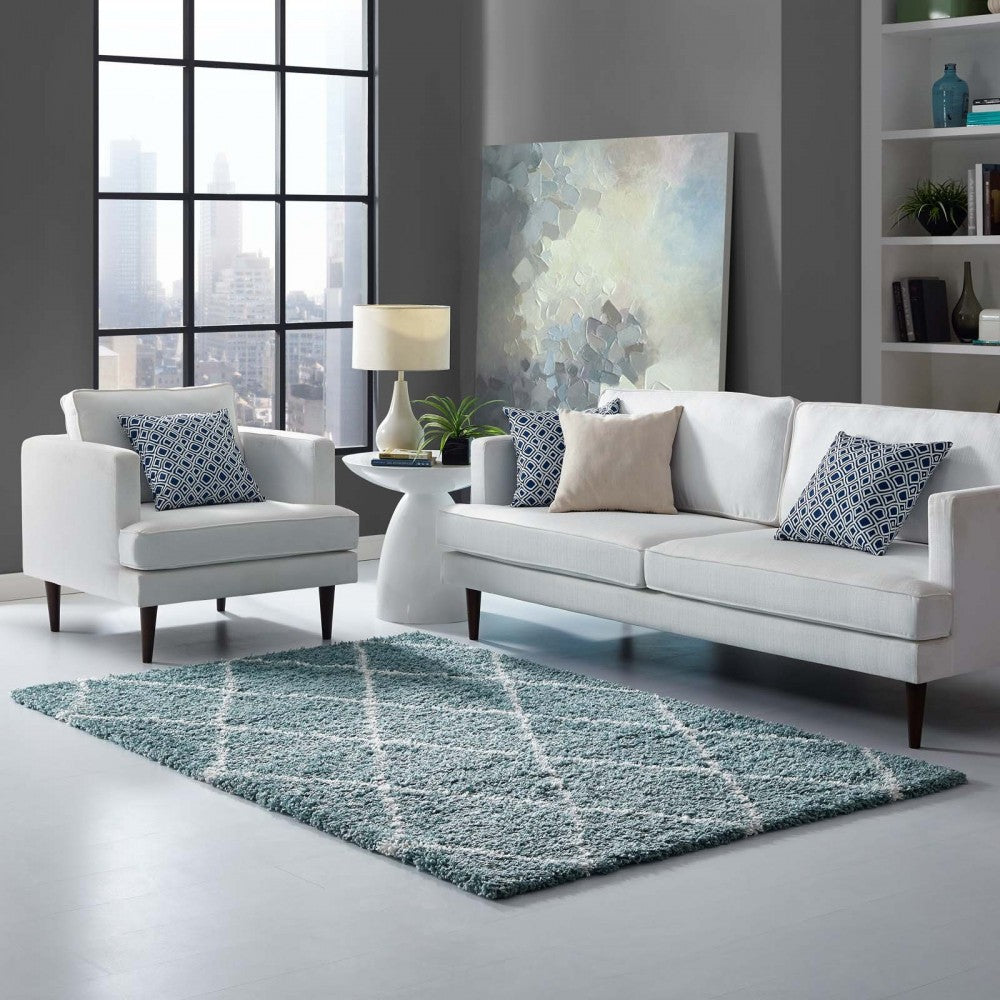 Toryn Diamond Lattice 5x8 Shag Area Rug, Aqua Blue and Ivory