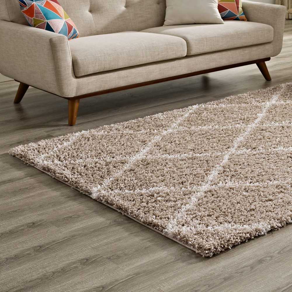 Toryn Diamond Lattice 5x8 Shag Area Rug, Beige and Ivory