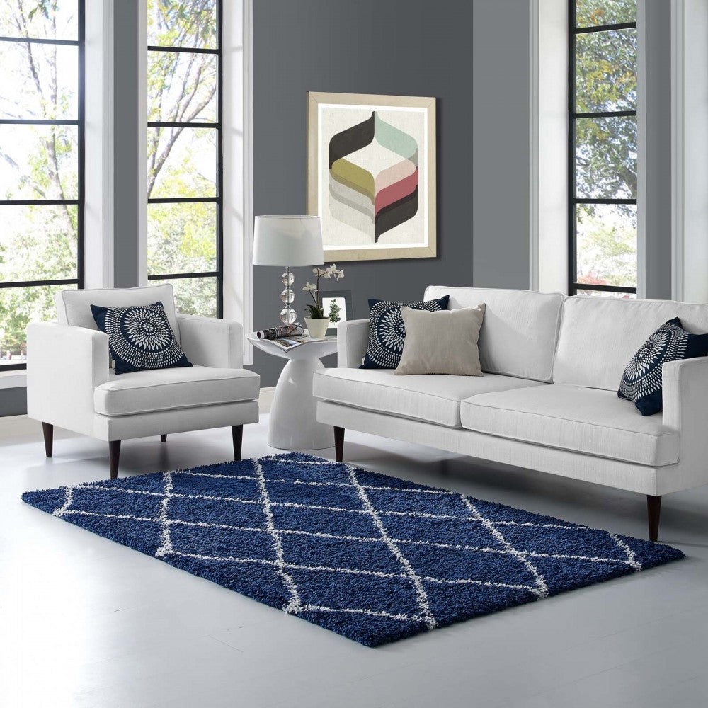 Toryn Diamond Lattice 5x8 Shag Area Rug, Navy and Ivory