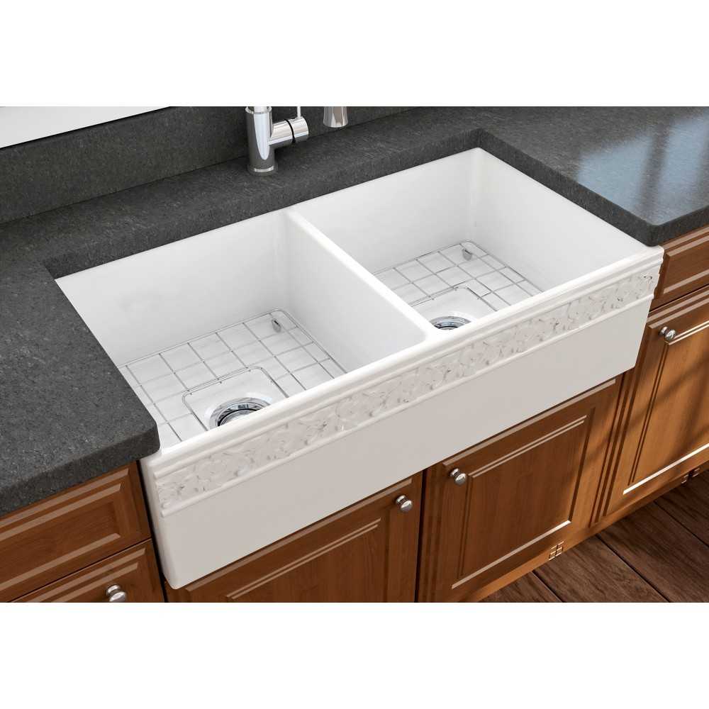 Vigneto Apron Front Fireclay 36 in. Double Bowl Kitchen Sink with Protective Bottom Grids and Strainers in White